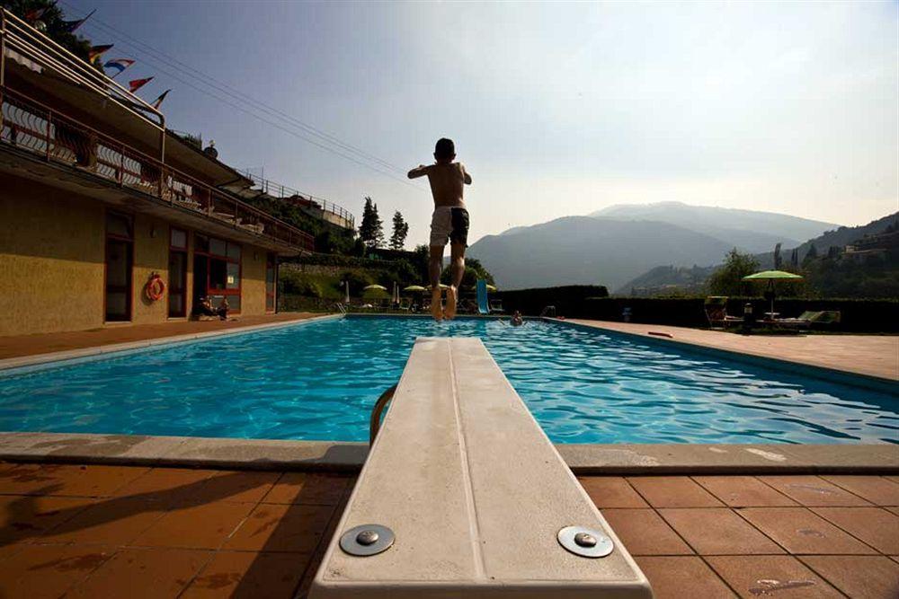 Residence Casa Gardola, Gtsgroup Tignale Exterior foto